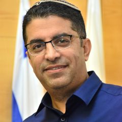 השפעות של התערבות אימון קוגניטיבי התנהגותי על הוויסות הרגשי של אוכלוסיה לא קלינית/ ד”ר שחר צדוק
